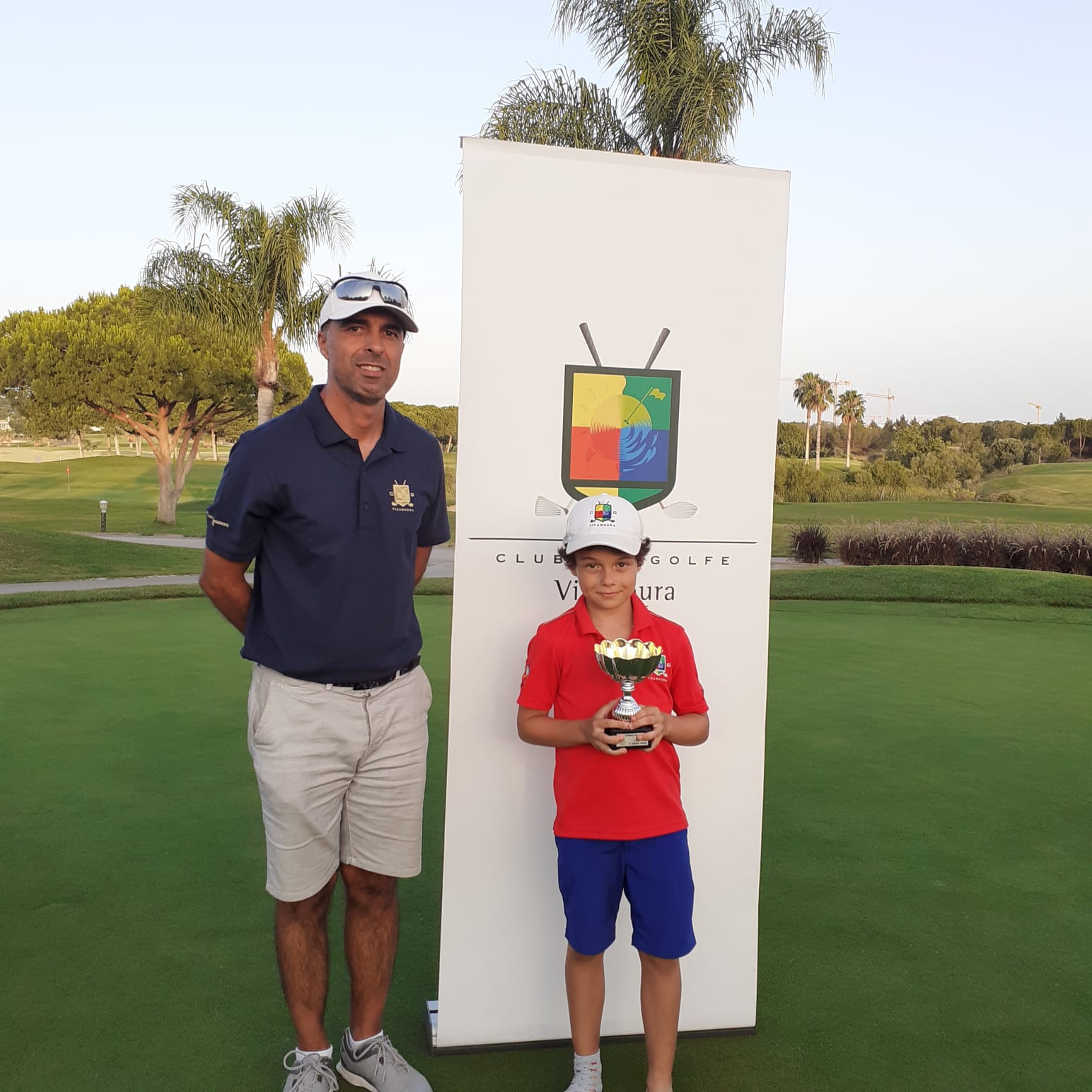 9holes 1gross maia